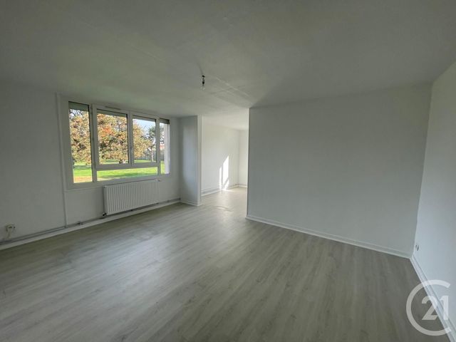 Appartement T4 à louer - 4 pièces - 72,75 m2 - Corbas - 69 - RHONE-ALPES