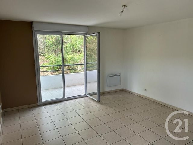 Appartement F3 à vendre - 3 pièces - 65,78 m2 - Grigny - 69 - RHONE-ALPES